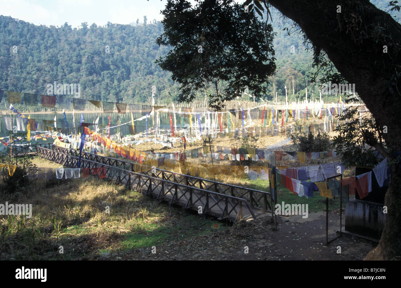 Sacra buddista sito pilgrimmage al lago Kacheoperi Sikkim India Foto Stock