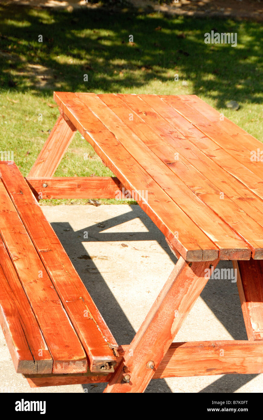 Spianata tavolo da picnic Foto Stock