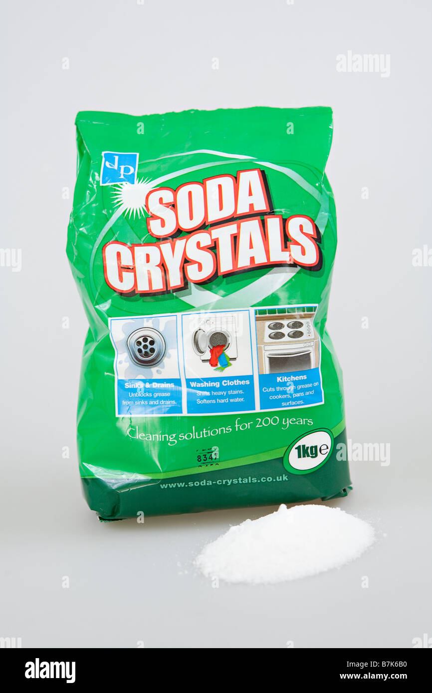 Sacchetto di cristalli di soda con una piccola pila di cristalli davanti  Foto stock - Alamy