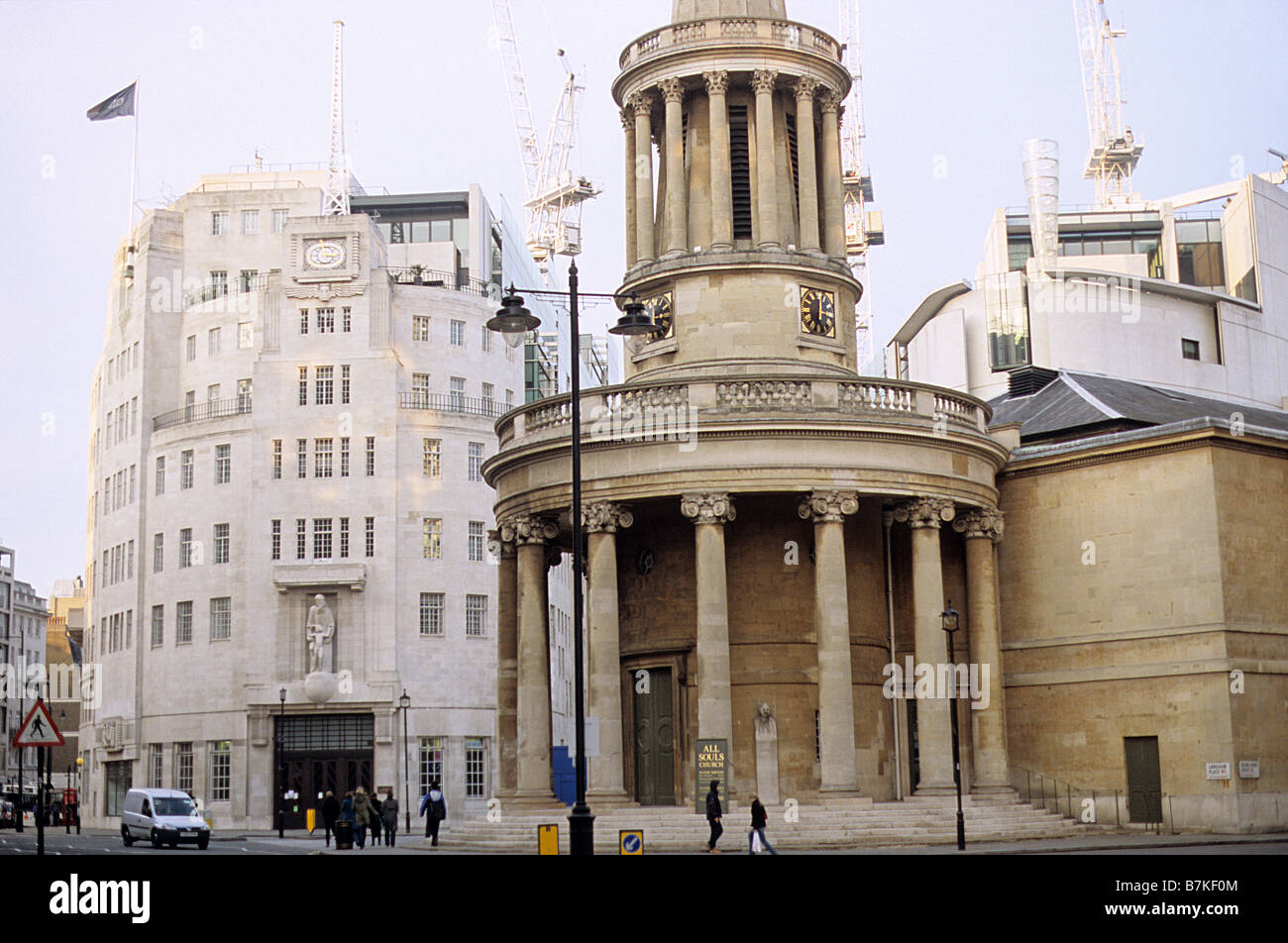 Broadcasting House, tutte le anime Langham Place e la prolunga alla Broadcasting House, da sud. Foto Stock
