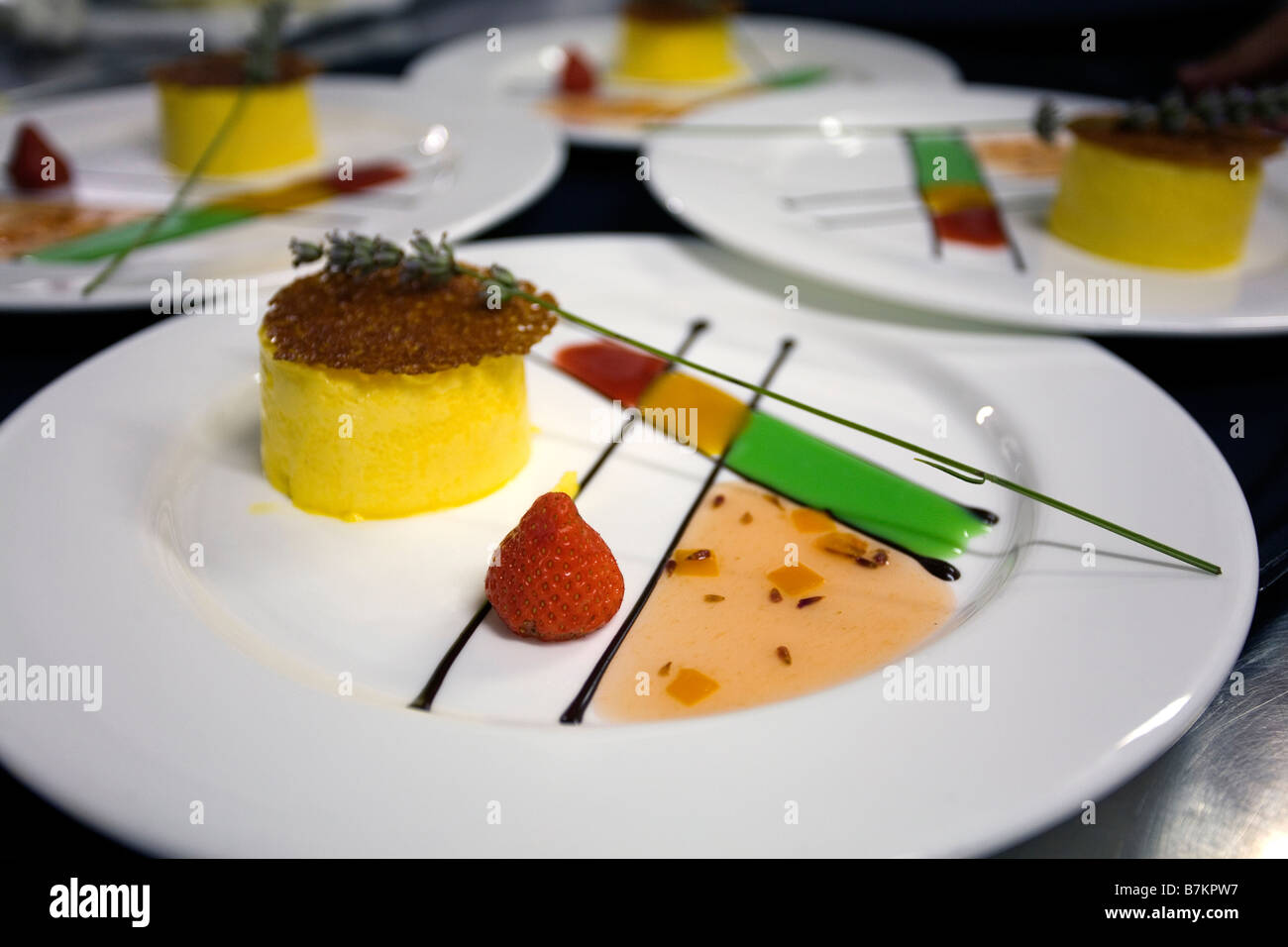 La nouvelle cuisine dessert Foto Stock