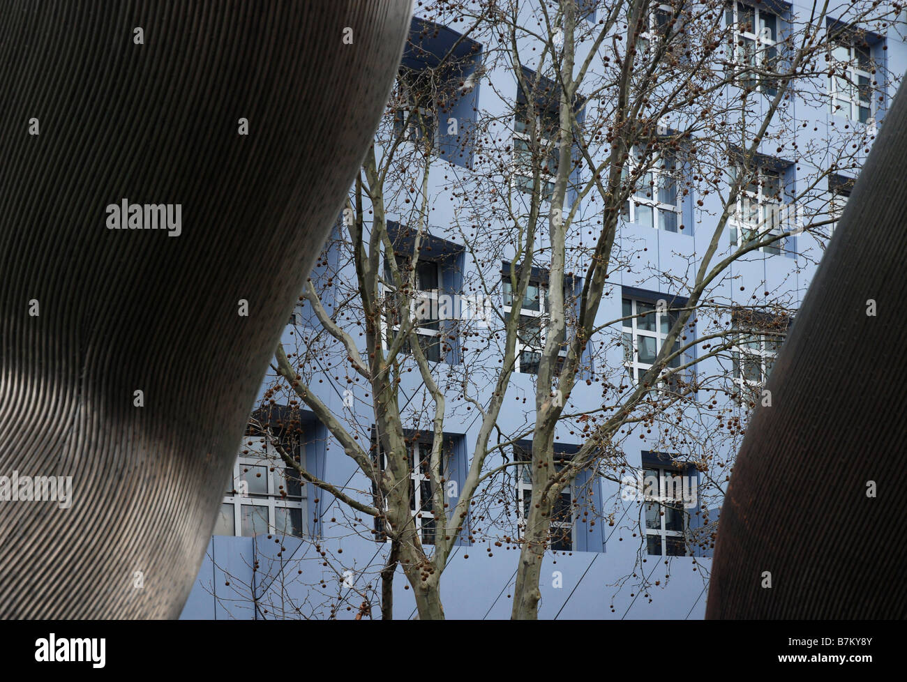 Dettaglio della scultura "Berlino", che rappresenta una precedentemente divisa Berlino, Tauentzienstrasse Foto Stock