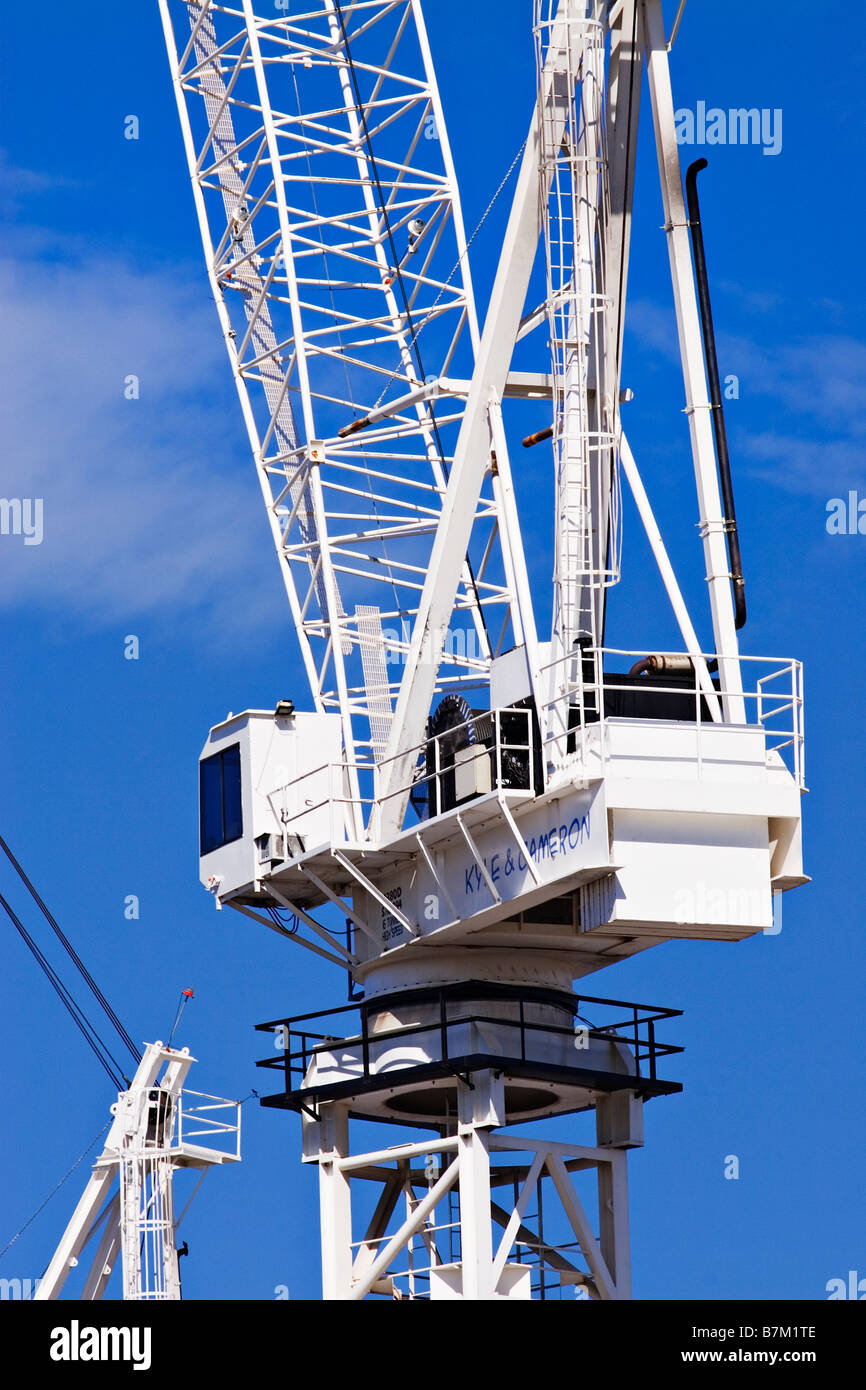 Costruzione / gru a torre su un sito di costruzione in Melbourne Victoria Australia. Foto Stock