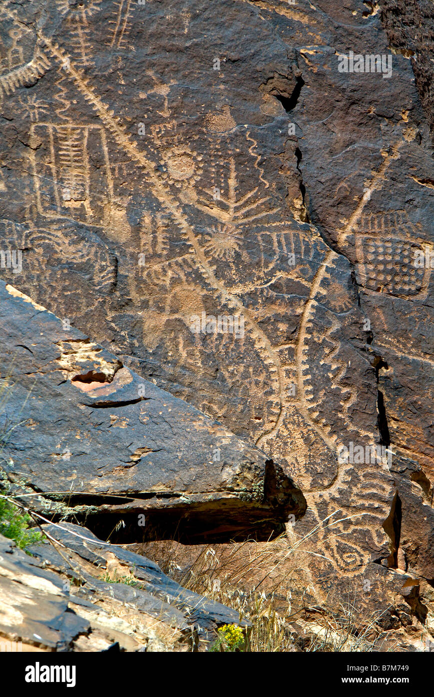 Stati Uniti d'America, Utah, Parowan Gap, incisioni rupestri, opere di epoca preistorica Fremont e Southern Paiute culture Foto Stock