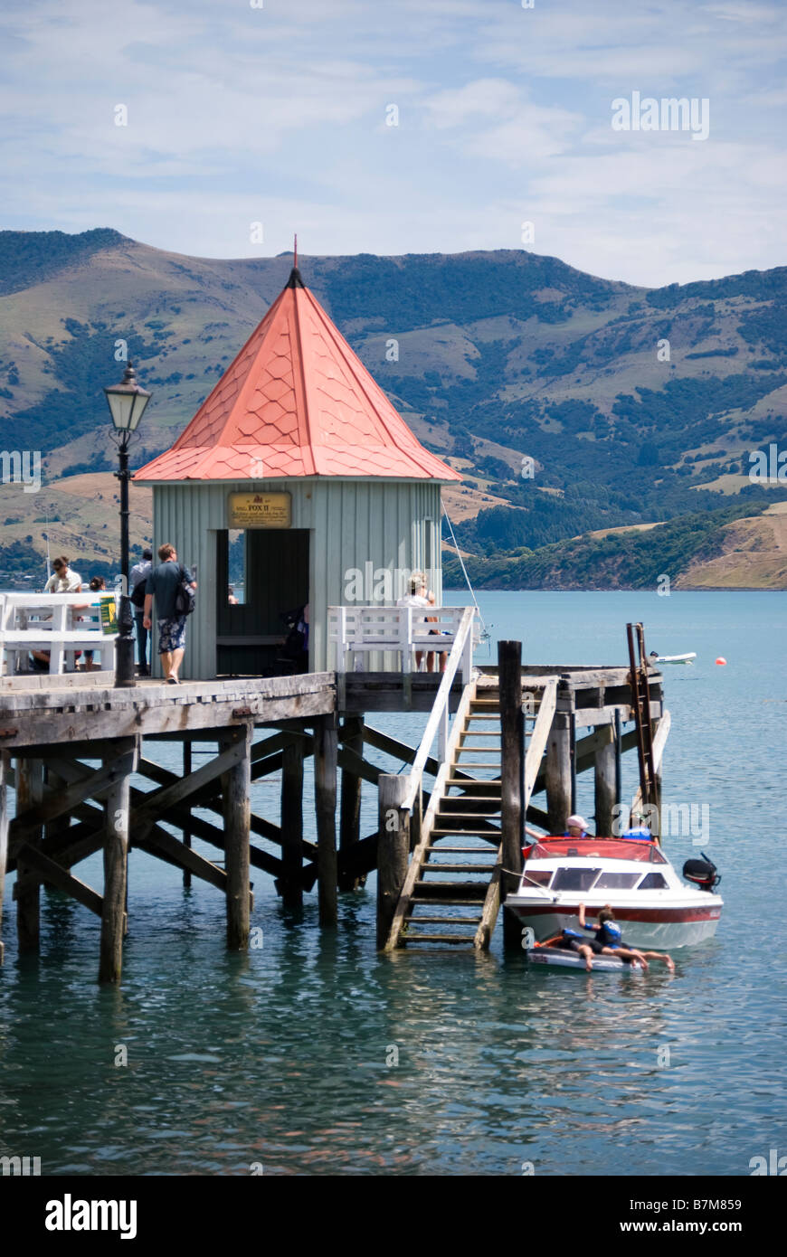 Dalys Wharf, Francese Bay, Akaroa, Penisola di Banks, Canterbury, Nuova Zelanda Foto Stock