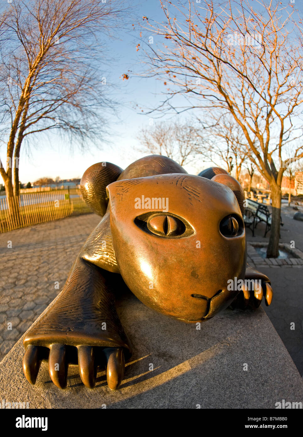 Statua di un gatto da Tom Otterness, New York Foto Stock