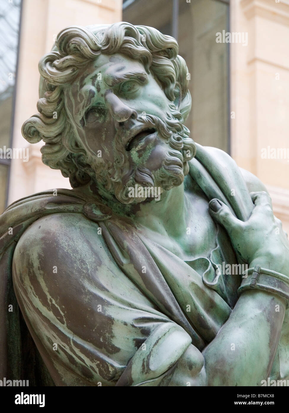 Una chiusura di quattro prigionieri, (quattro nazioni sconfitto) una scultura del museo del Louvre a Parigi, Francia Europa Foto Stock