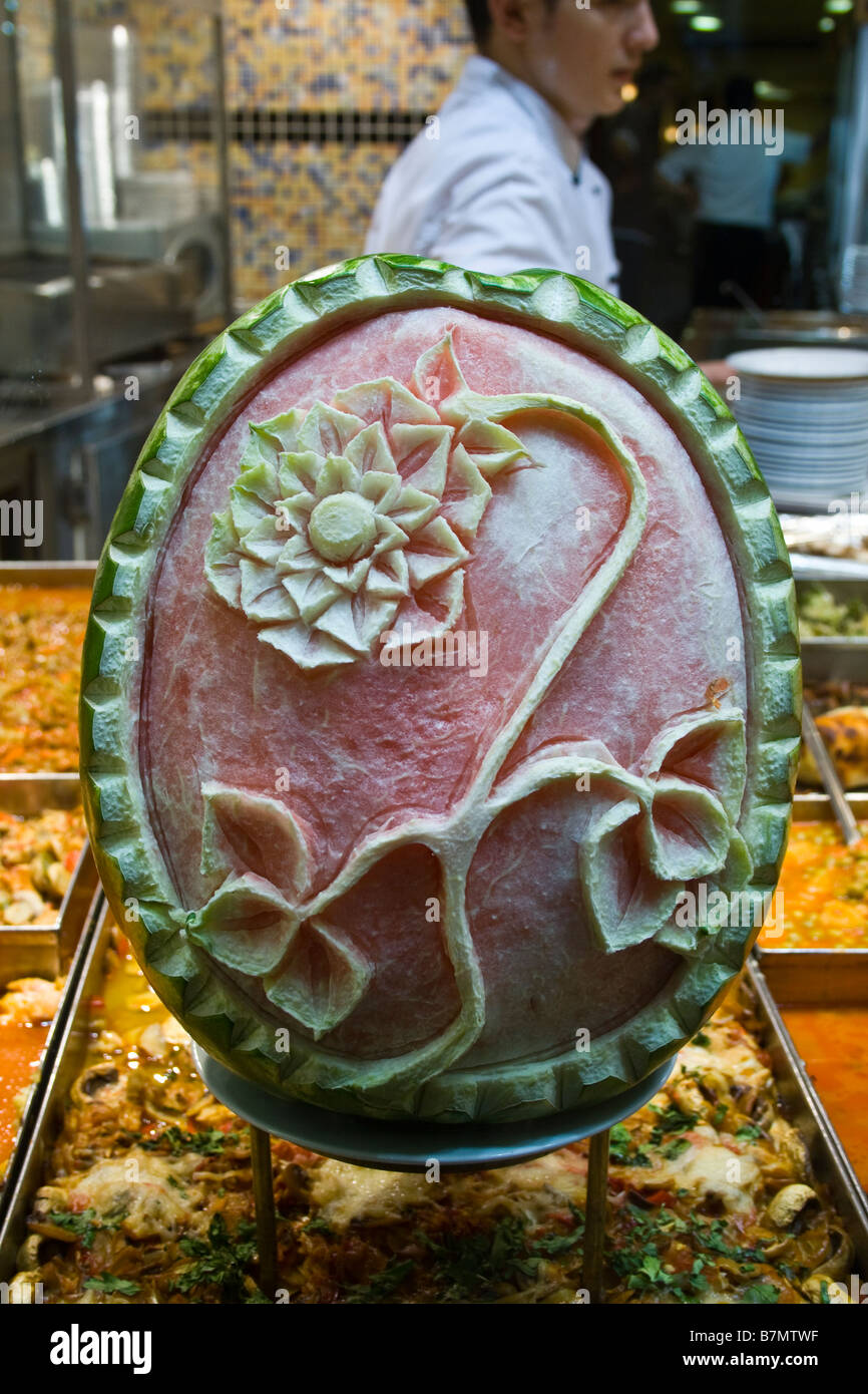 Intagliate con motivi floreali Water melon visualizzare Istanbul Turchia Foto Stock