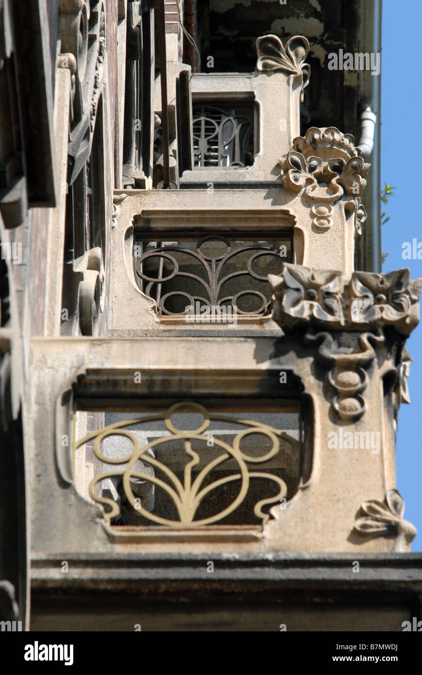 Balconi su edifici sul Corso Galileo Ferraris di Torino, Piemonte, Italia. Foto Stock