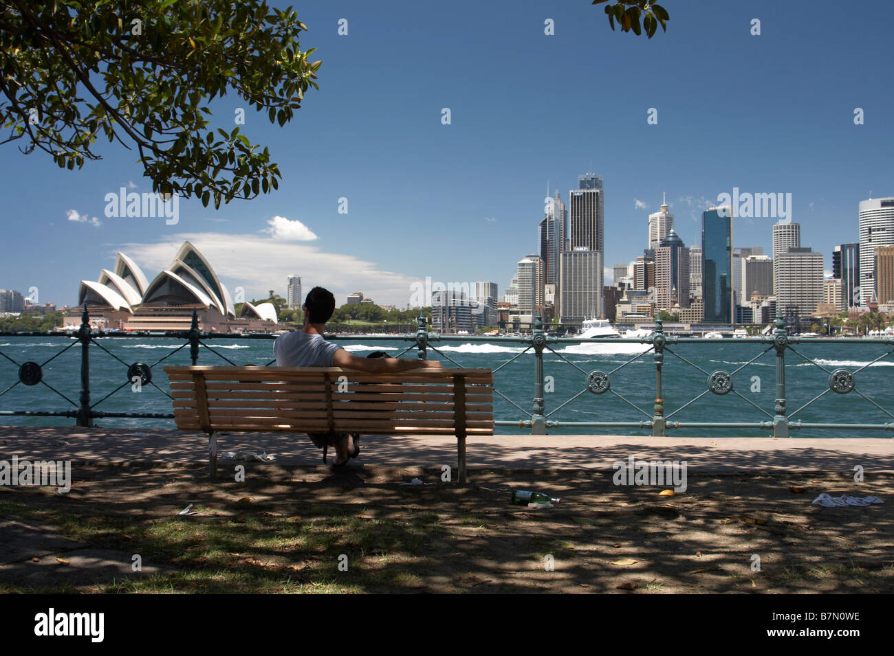 Vista del centro di Sydney e l'Opera House di Kirribilli Foto Stock