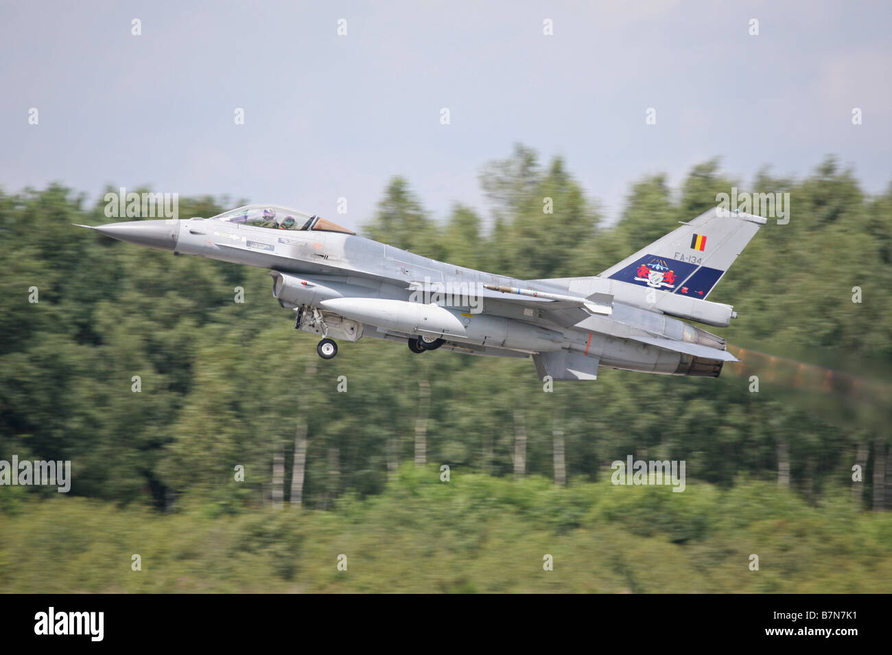 Belgio F-16 si diparte Keine Brogel durante la mietitrebbia aria esercizio sul funzionamento Foto Stock