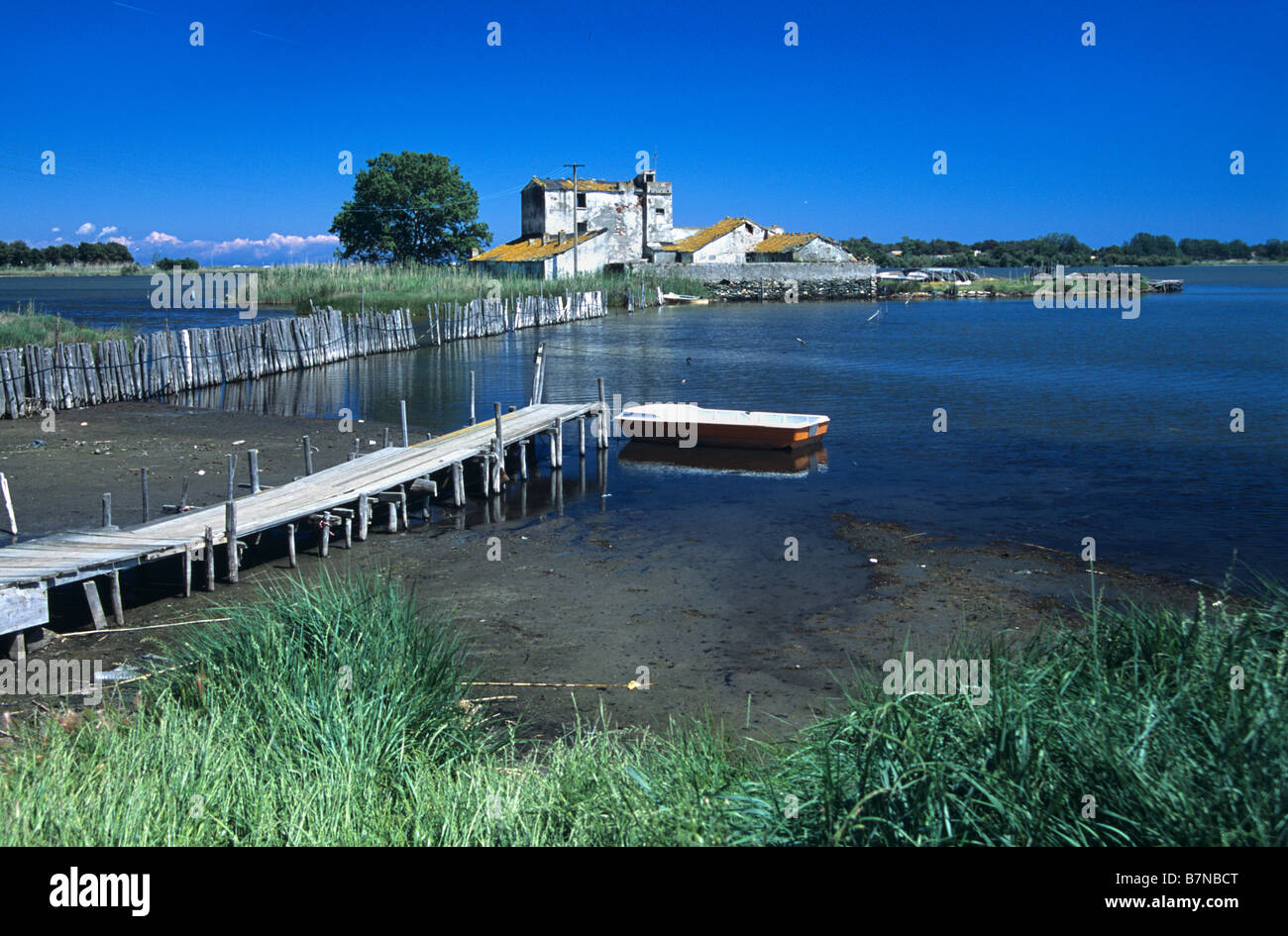 Lago o Etang Biguglia & Casa del Pescatore, Riserva Naturale & Lago più grande della Corsica, Corsica, Francia Foto Stock