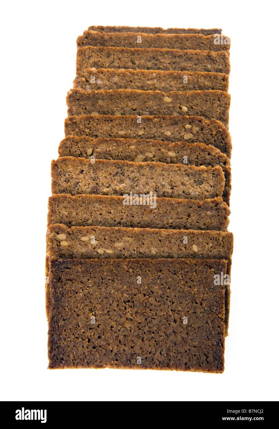 Fette di pane marrone vollkornbrot tedesco tutto il mais pane scuro chicco di mais derrata alimentare pane integrale di grano intero assortime Foto Stock