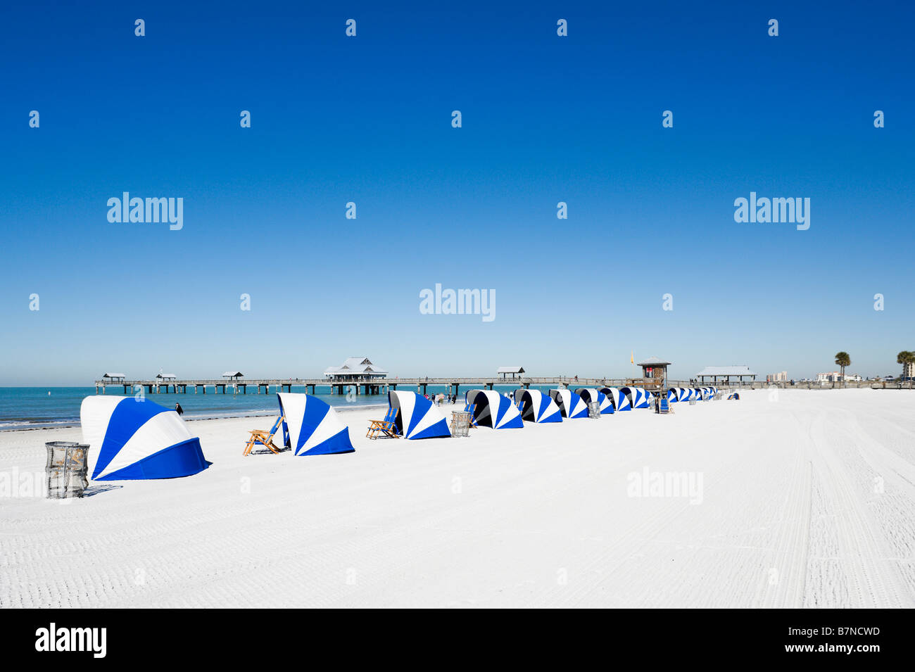 Spiaggia Vicino al molo presso Clearwater Beach, costa del Golfo della Florida, Stati Uniti d'America Foto Stock