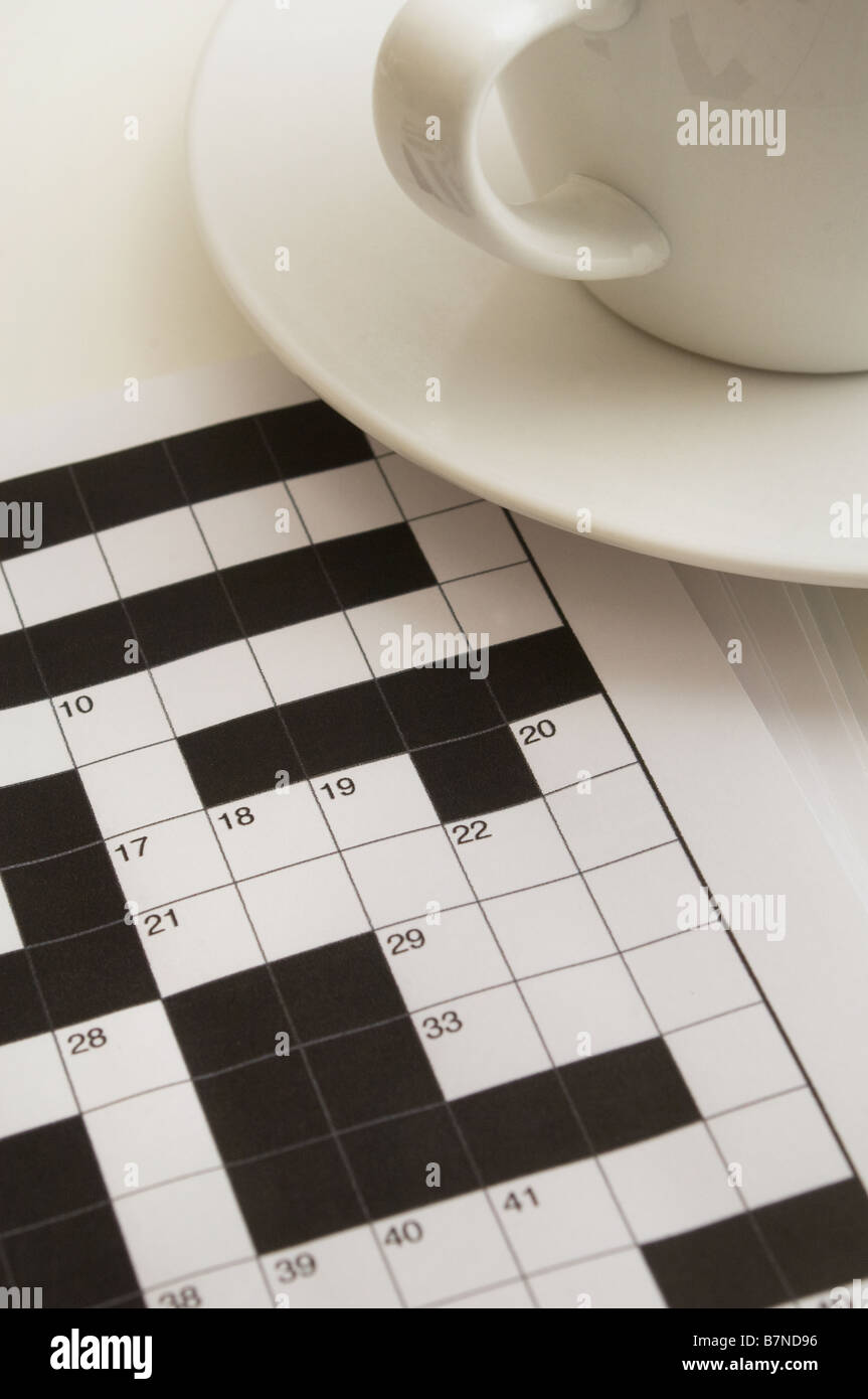 La parte di fustellato crossword tazza da caffè in alto a destra Foto Stock