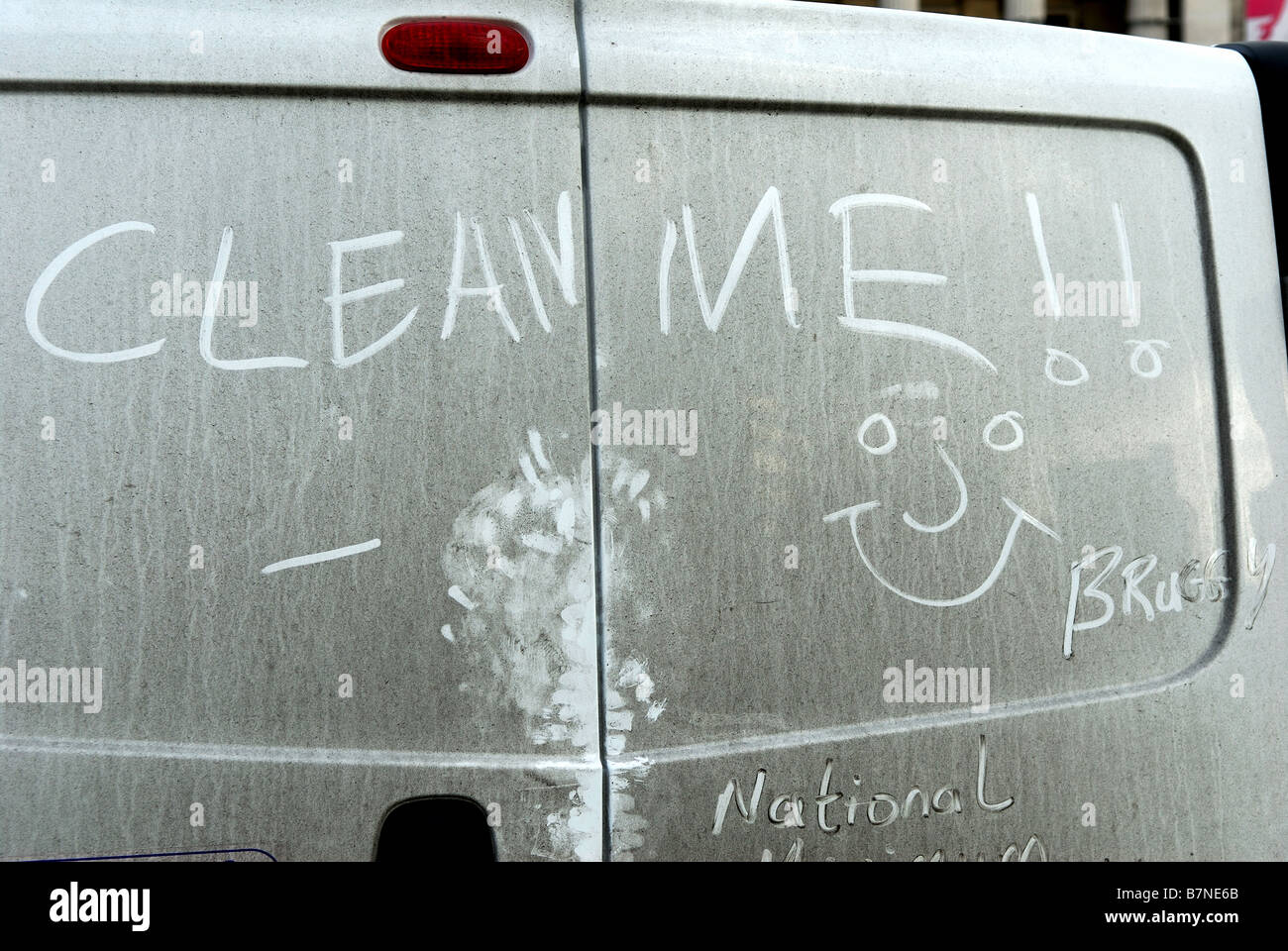 Van sporco graffiti. Foto Stock