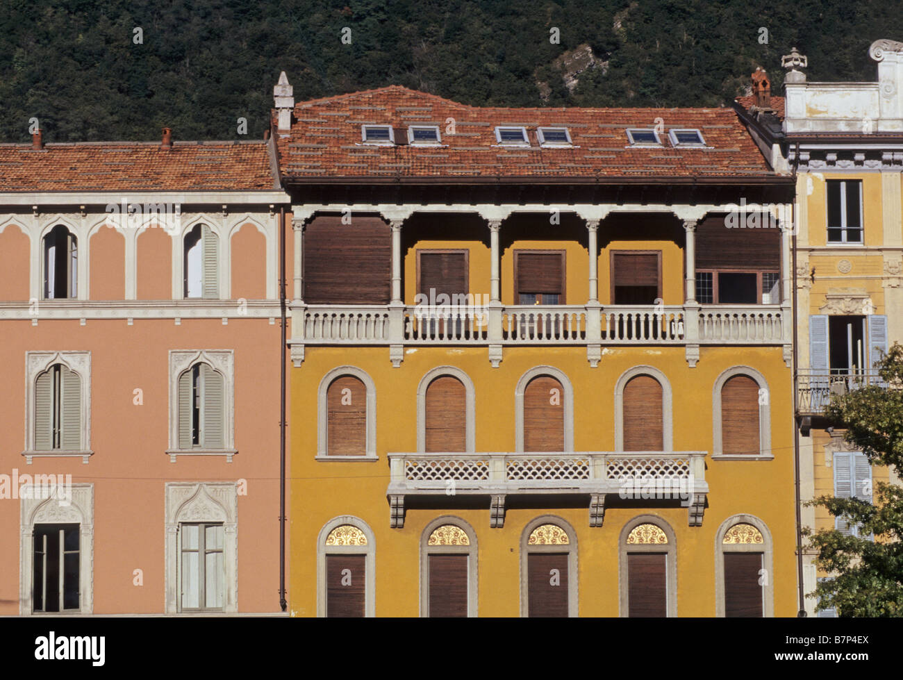 Edifici storici di Piazza Cavour Como italia Foto Stock