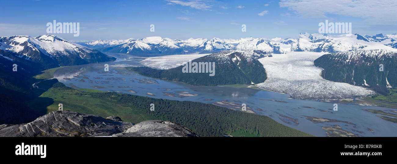Vista aerea del Fiume Taku, Taku Glacier e il foro nella parete Glacier, all'interno del passaggio vicino a Juneau in Alaska, Foto Stock