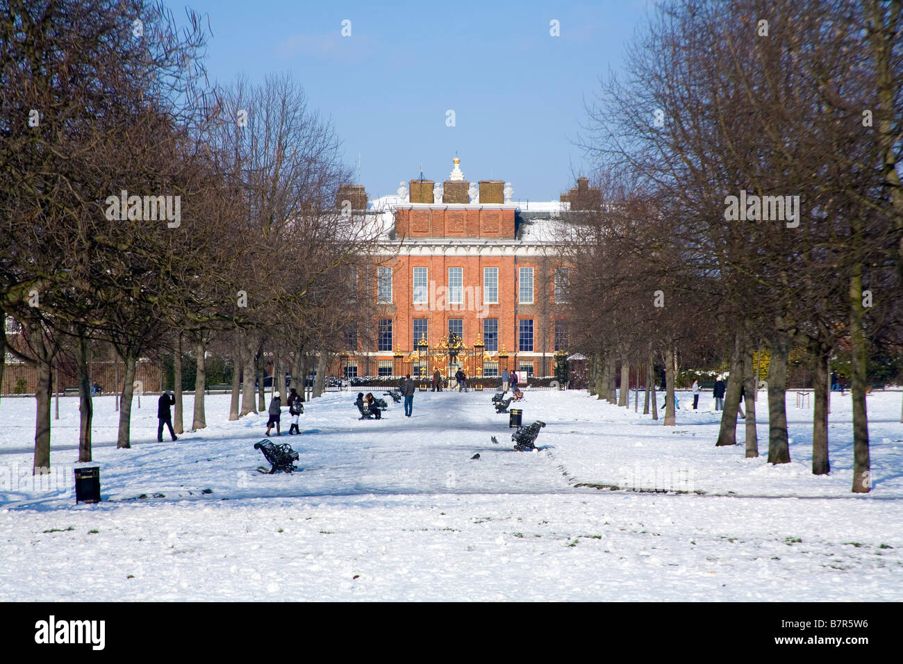 Kensington Palace a Londra in inverno Foto Stock