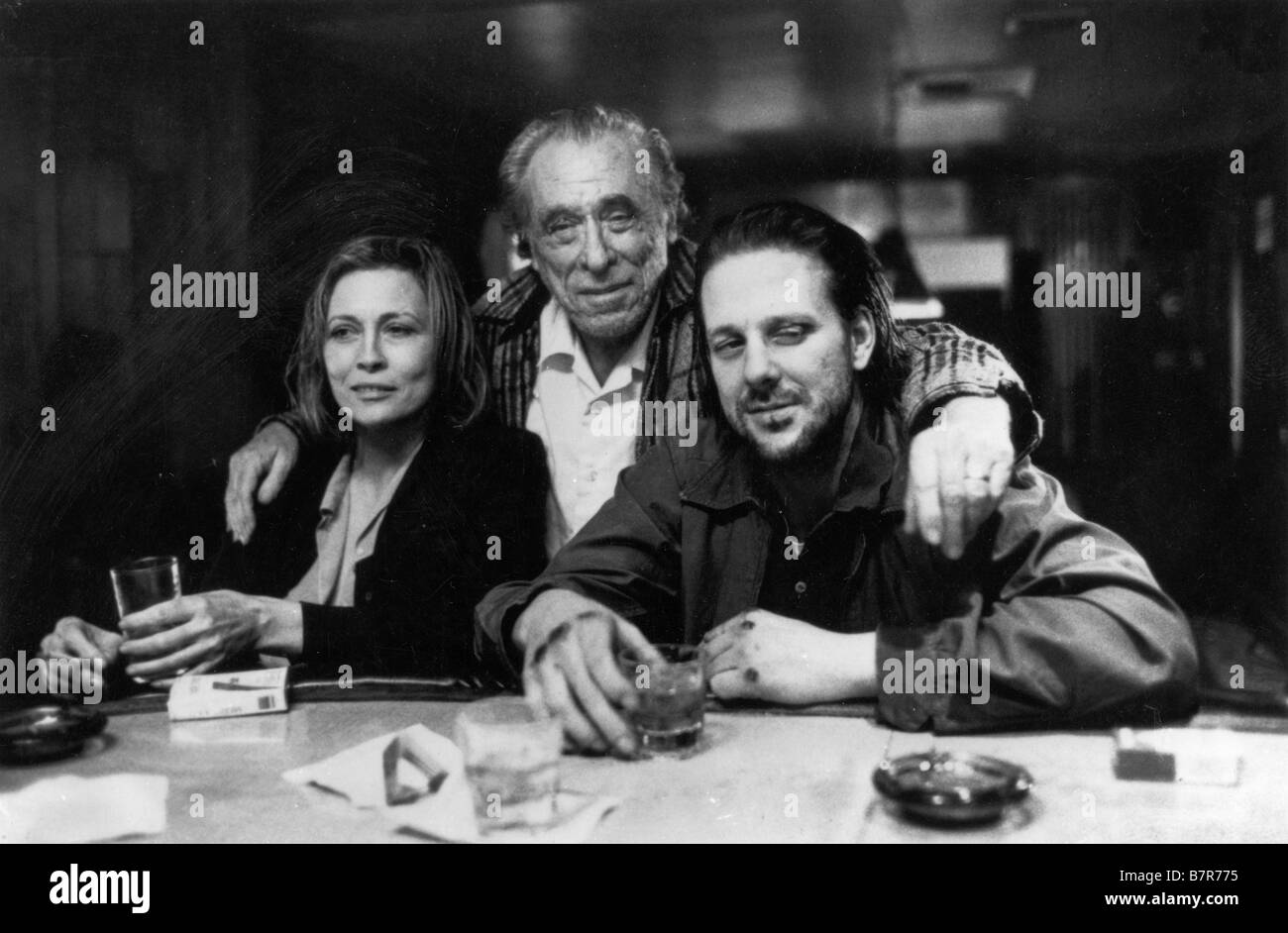 Barfly Anno: 1987 USA Faye Dunaway , Charles Bukowski (scenario), Mickey Rourke Direttore: Barbet Schroeder immagine di scatto Foto Stock