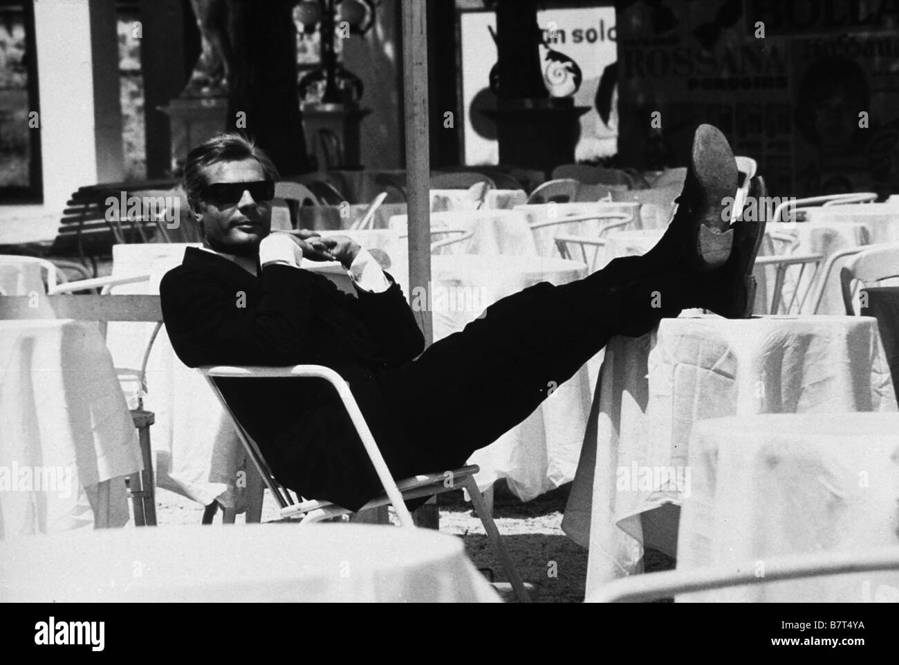 8 1/2 anno: 1963 - Italia Marcello Mastroianni Direttore : Federico Fellini Foto Stock