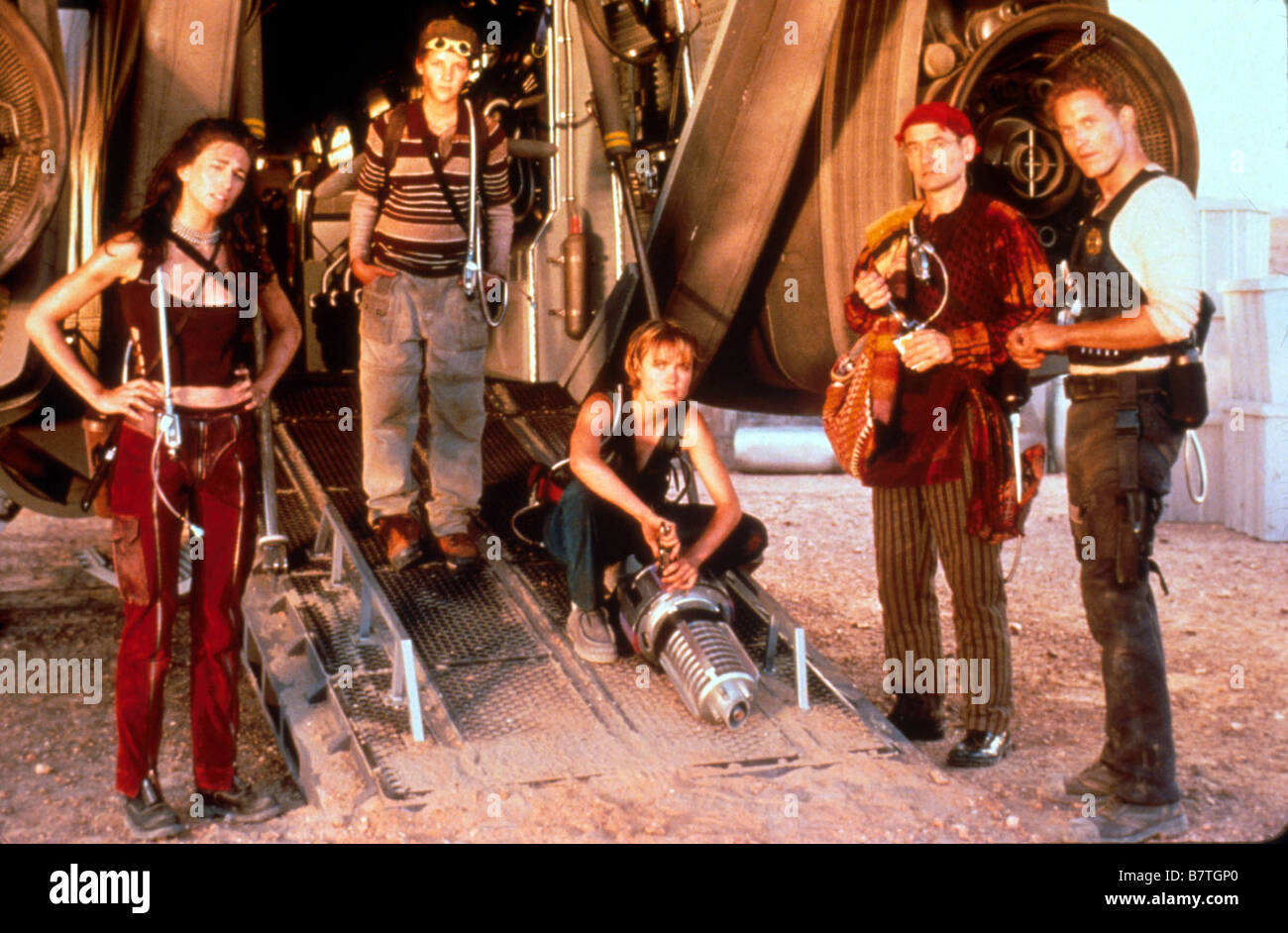 Pitch black Pitch Black Anno: 2000 - Australia / USA Claudia Black, Rhiana Griffith, Radha Mitchell, Lewis Fitz-Gerald, Cole Hauser Direttore: David Twohy Foto Stock