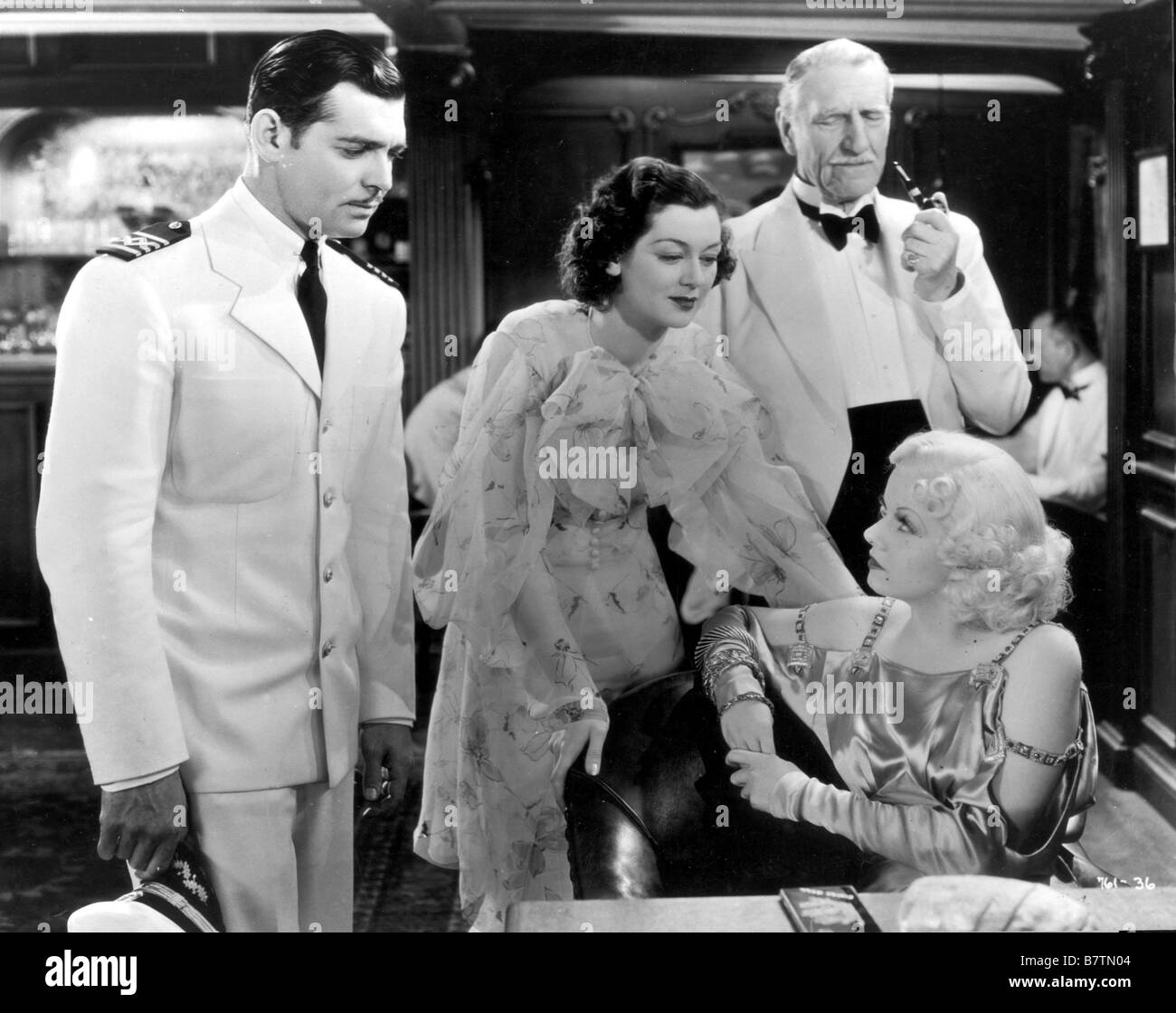 Cina Seas Anno: 1935 USA Direttore: Tay Garnett Jean Harlow , Rosalind Russell , Clark Gable , C. Aubrey Smith Foto Stock