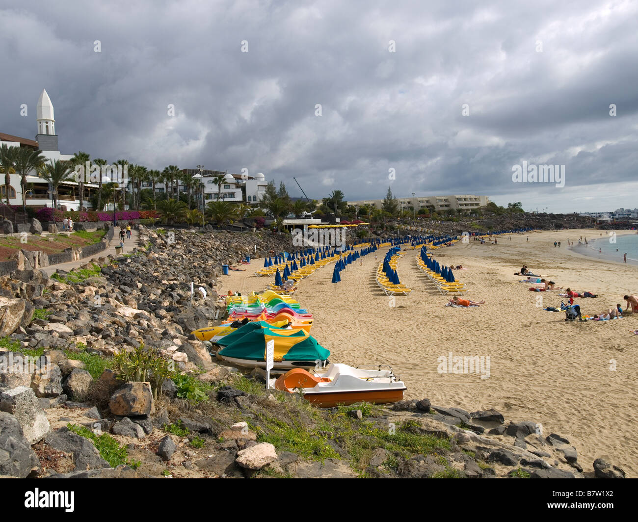 Playa Dorada Beach in inverno in Playa Blanca Lanzarote isole Canarie Foto Stock