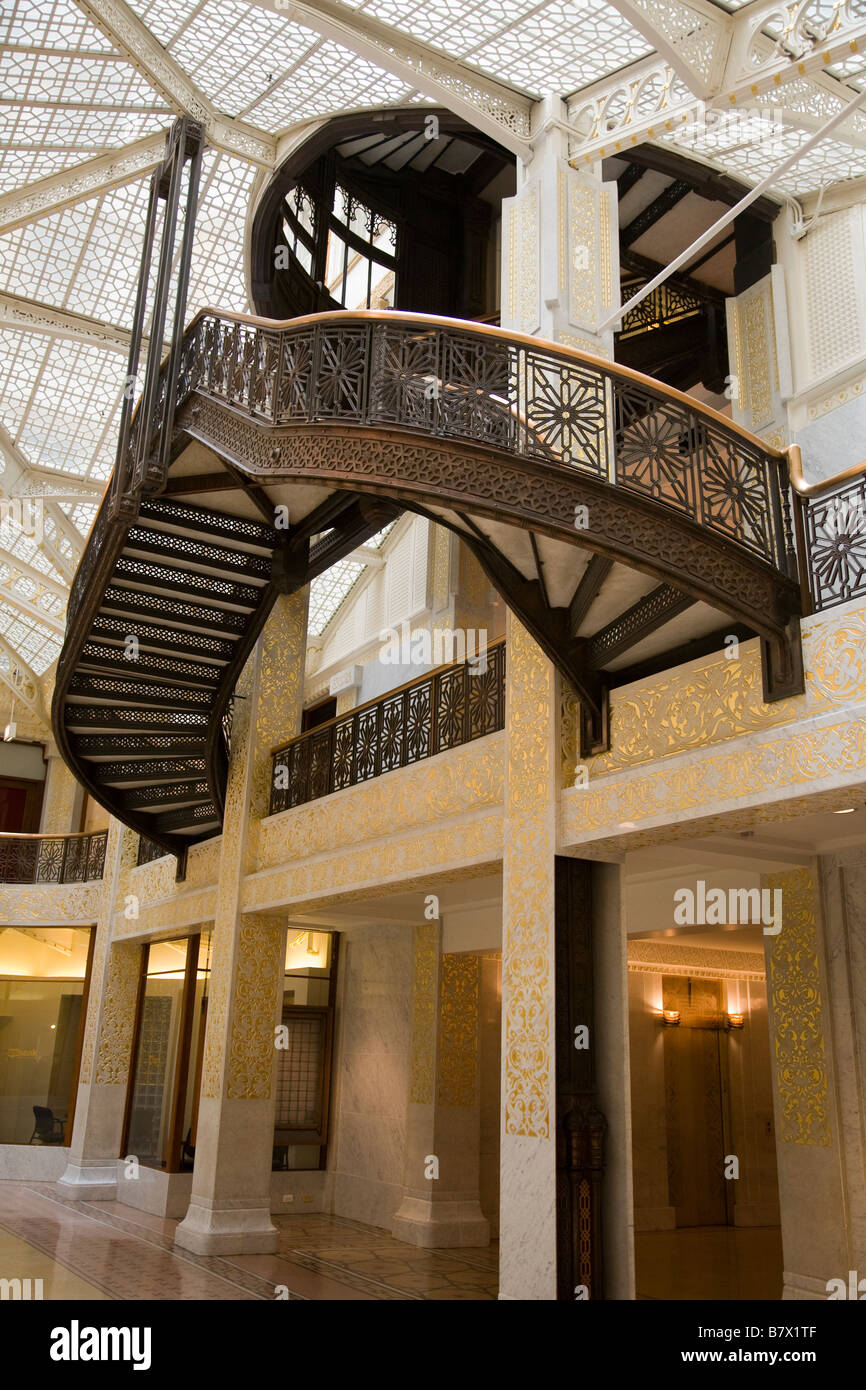 ILLINOIS Chicago atrio interno di Rookery edificio progettato da Frank Lloyd Wright scala Foto Stock