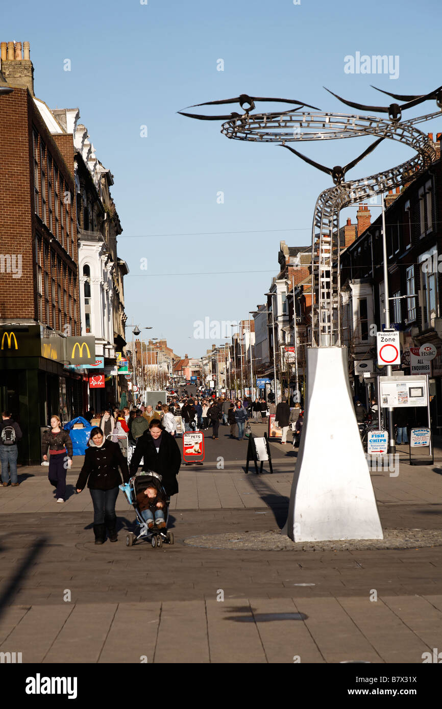 La high street area dello shopping Lowestoft Suffolk in Inghilterra Foto Stock