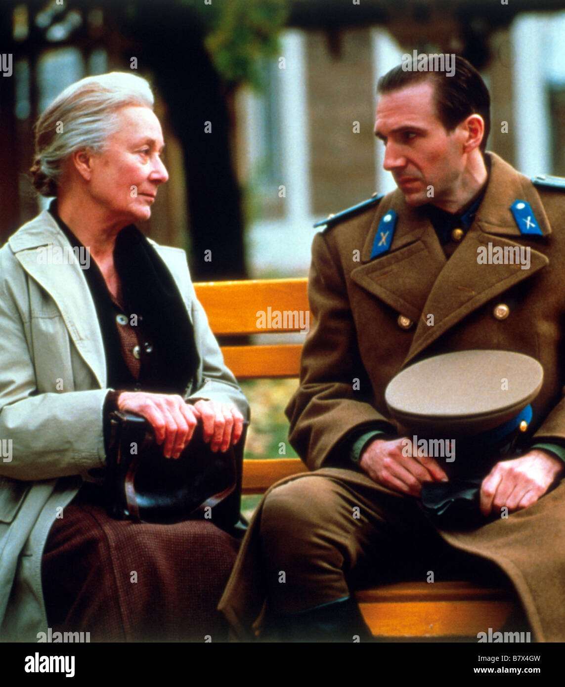 Sunshine Anno: 1999 - Germania / Canada Ralph Fiennes, Rosemary Harris Direttore: István Szabó Foto Stock