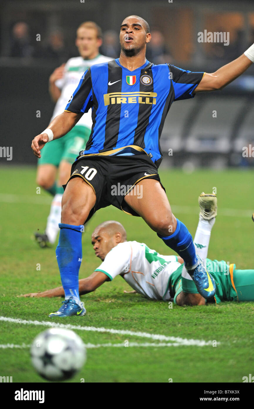 Adriano Inter 1 OTTOBRE 2008 calcio UEFA Champions League Gruppo B prima gamba match tra Inter e Milan e Werder Brema presso lo stadio San Siro di Milano Italia Foto di Enrico Calderoni AFLO SPORT 0391 Foto Stock