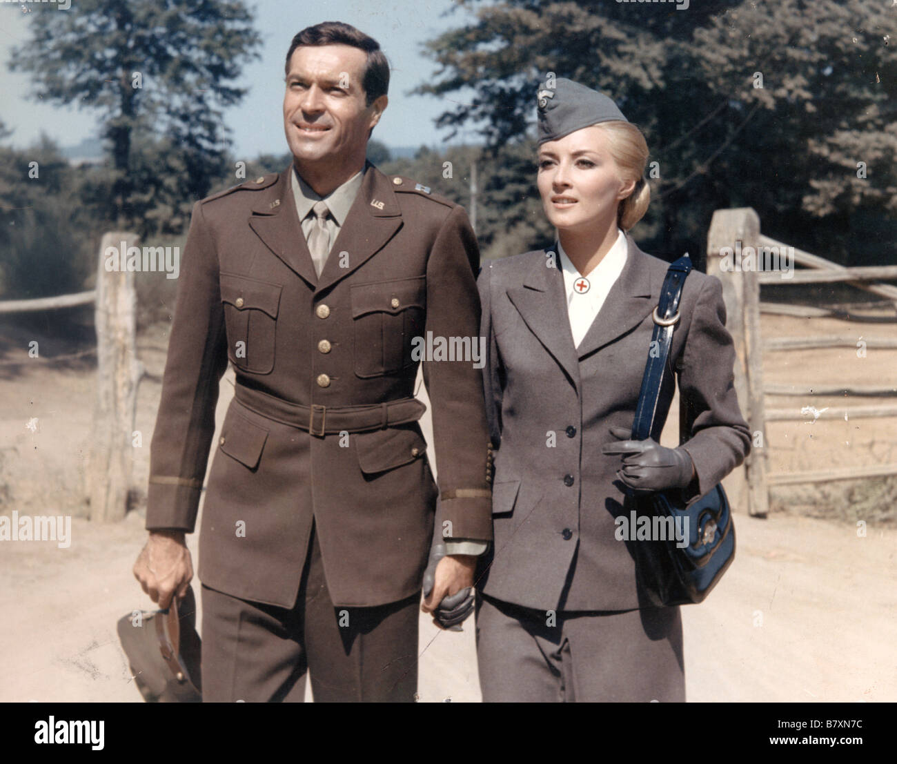 La gloire des canailles dalle Ardenne all'inferno Anno: 1967 - Italia Daniela Bianchi, Frederick Stafford Direttore: Alberto De Martino Foto Stock