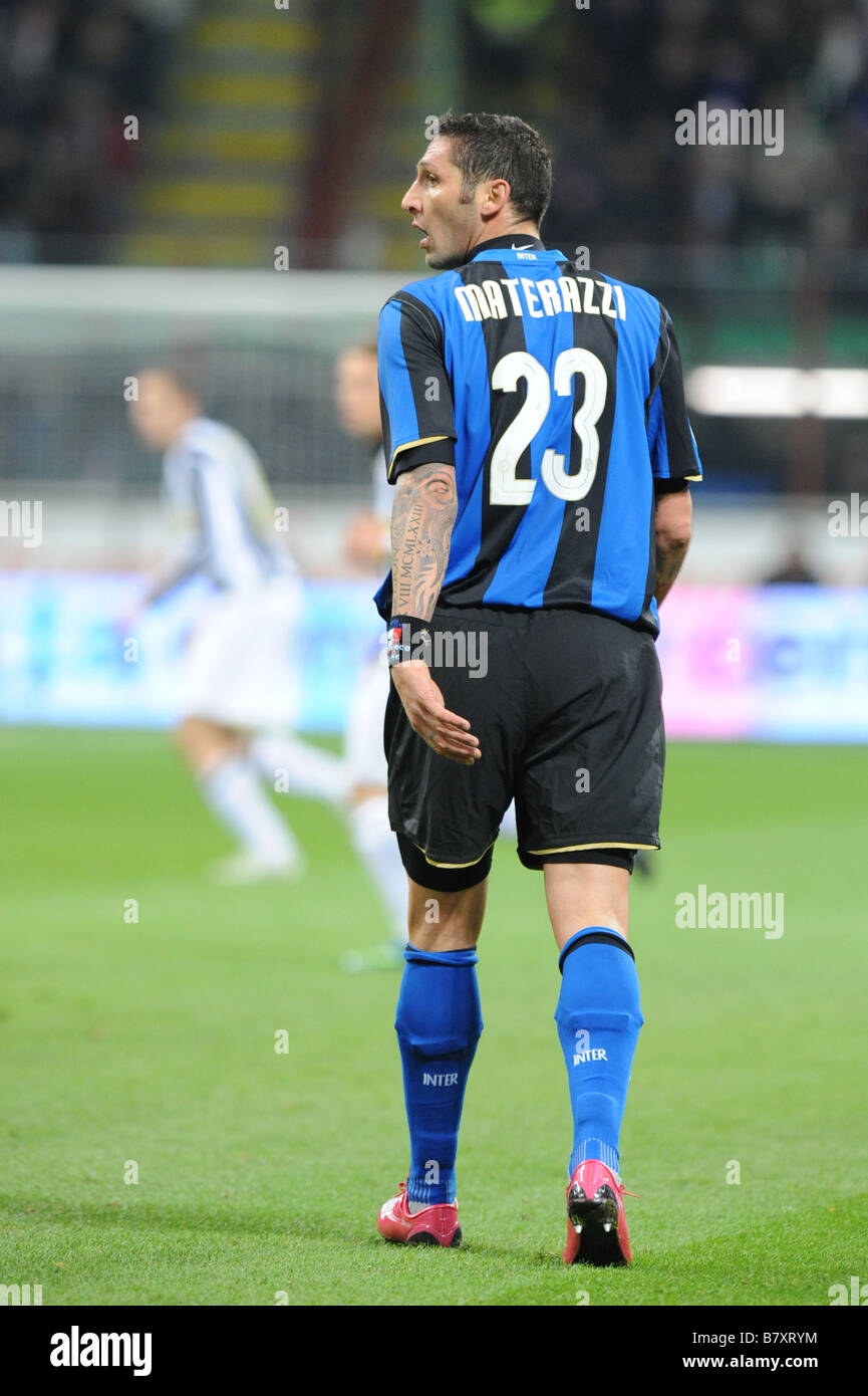 Inter milan immagini e fotografie stock ad alta risoluzione - Alamy