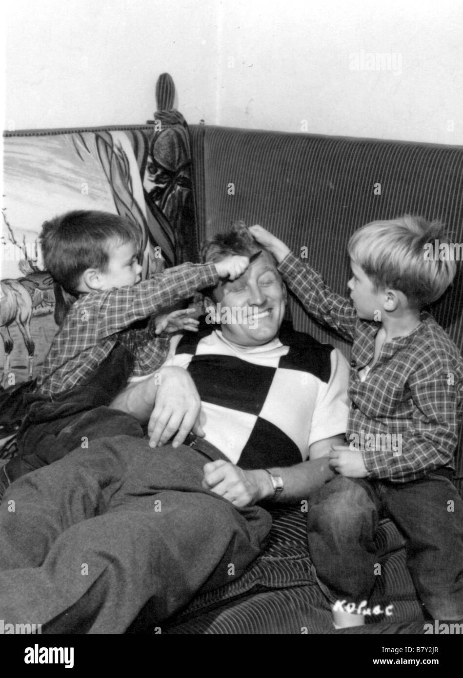 Kirk Douglas, Michael Douglas et Andrew Douglas Circa 1950 Foto Stock