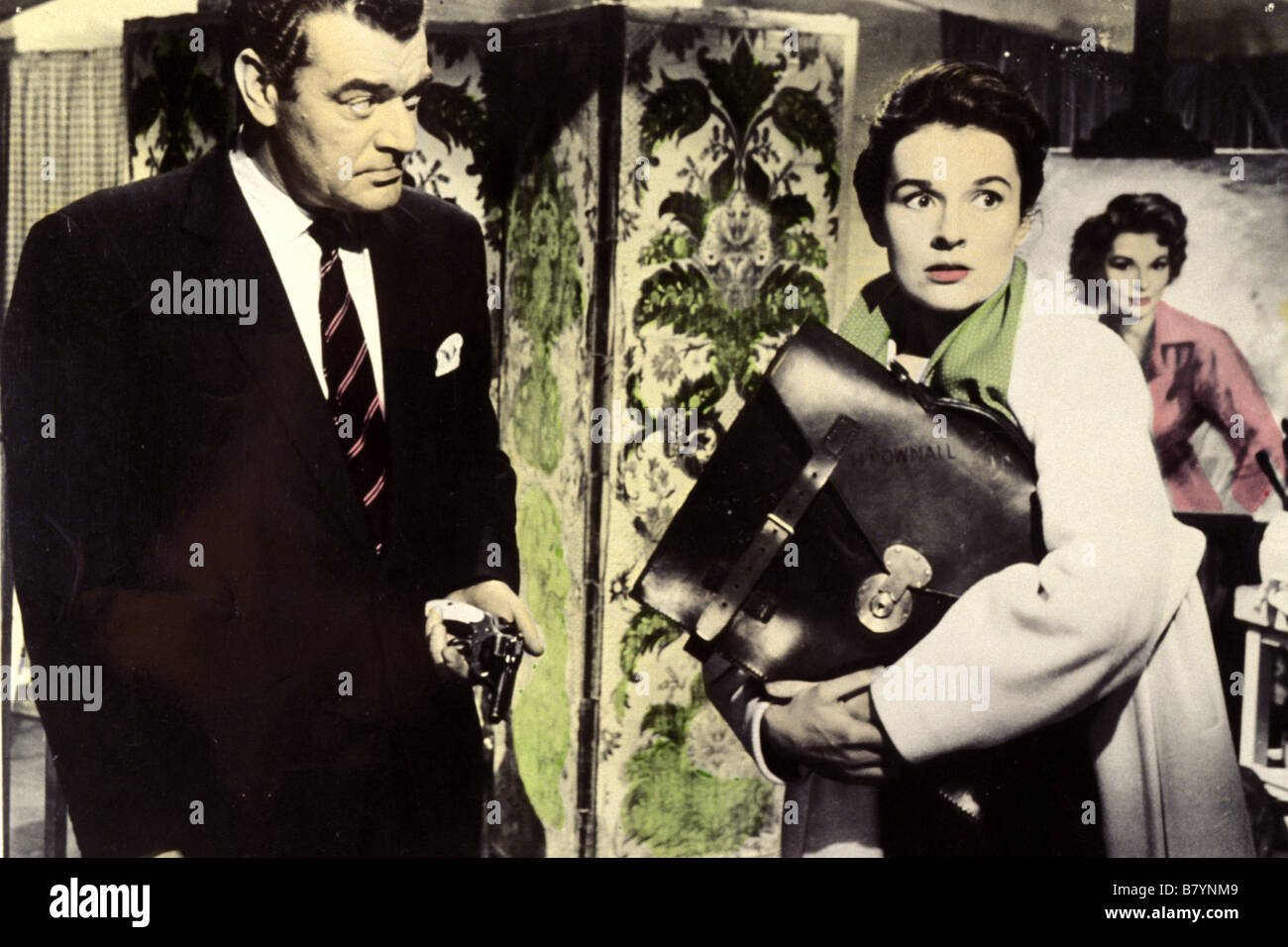 Inspecteur de service Gedeone giorno dell anno: 1958 - REGNO UNITO Jack Hawkins , Dianne Foster Direttore: John Ford Foto Stock