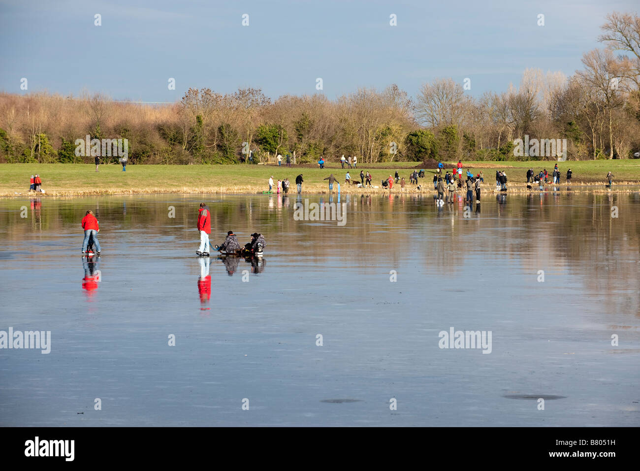 Pattinaggio su Berry Fen vicino a Norwich Cambridegshire Foto Stock