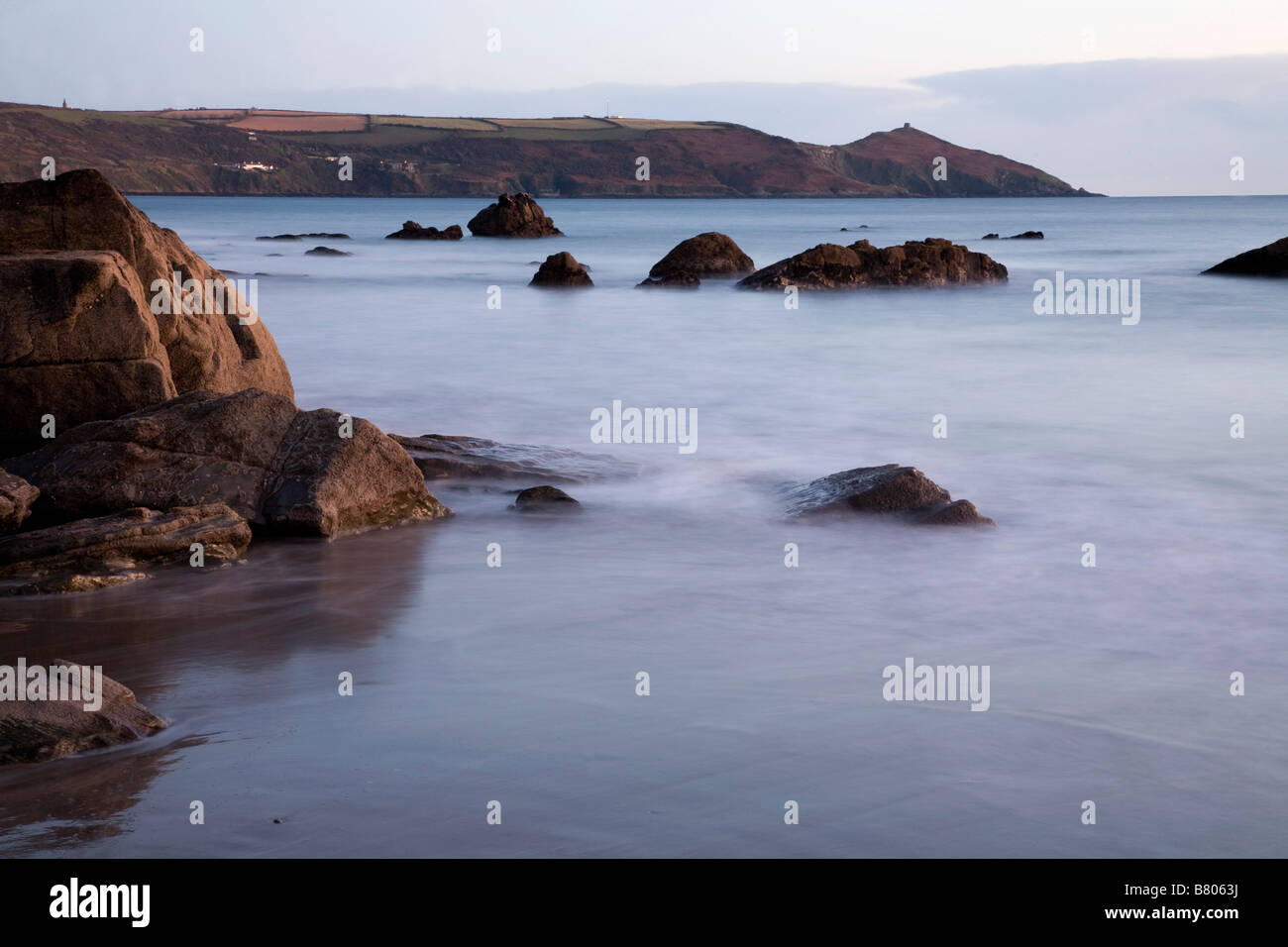 Testa di rame da whitsand bay al tramonto Cornovaglia Foto Stock