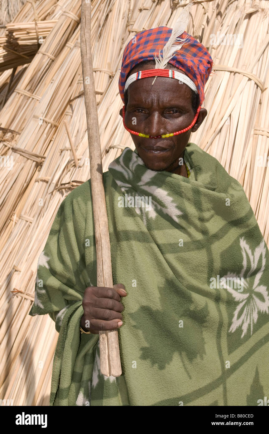 L'uomo dall'Arbore tribù Omovalley Etiopia Africa Foto Stock