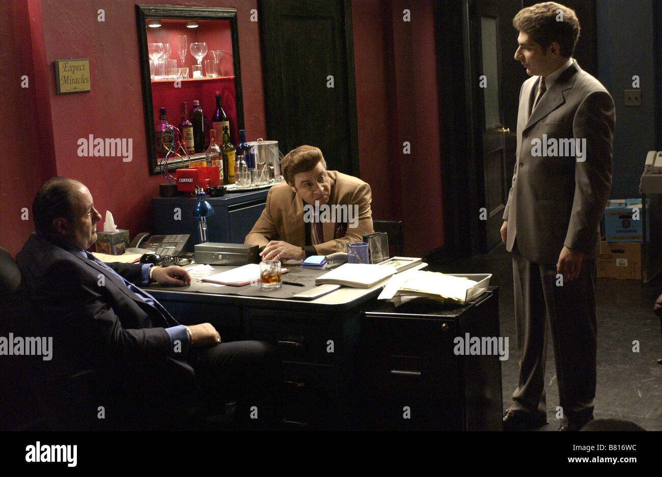 I Soprani TV-serie 1999-2007 USA 2004 stagione 5 Creato da David Chase James Gandolfini, Steve Van Zandt, Michael Imperioli Foto Stock