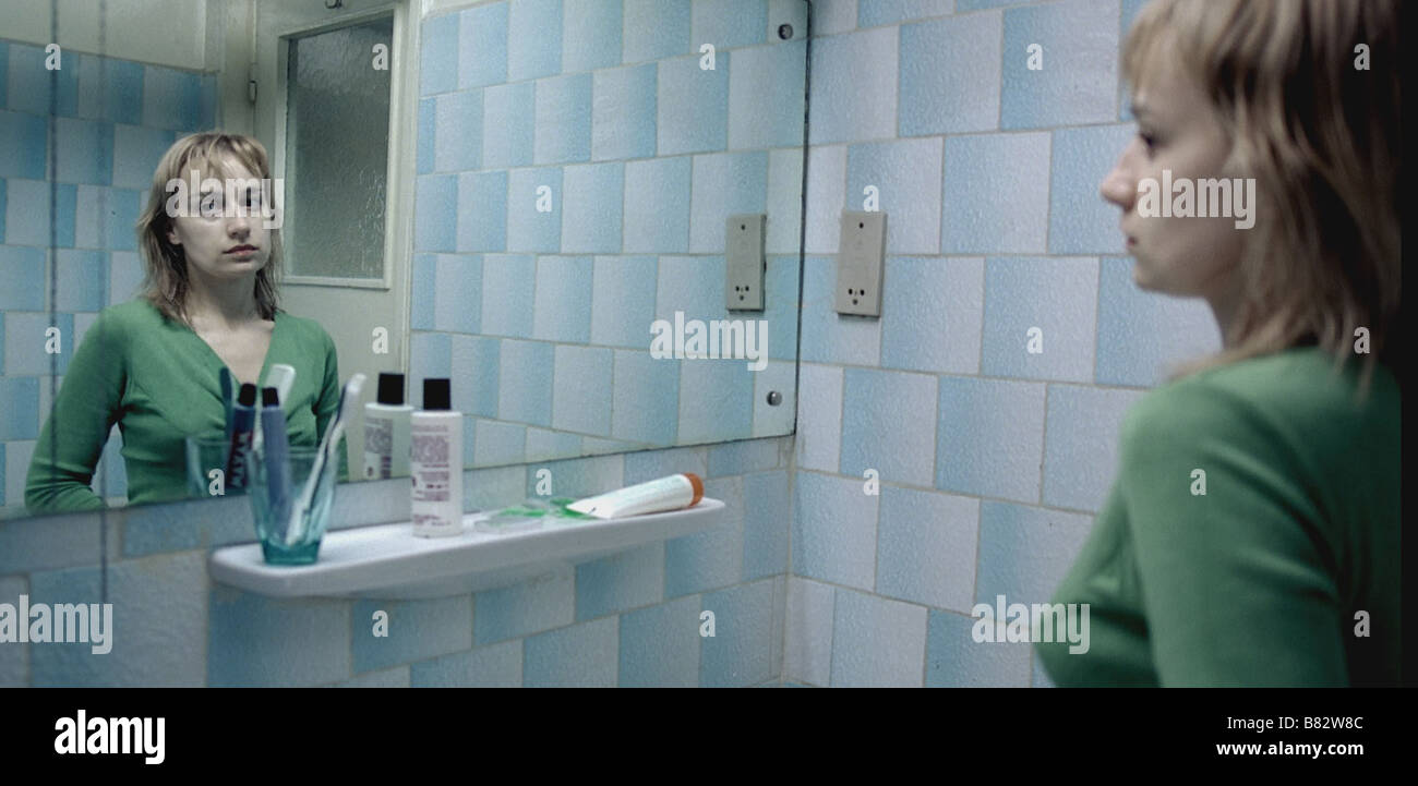 4 Luni 3 Saptamini Si 2 Zile Anno: 2007 Regia: Cristian Mungiu Anamaria Marinca Golden Palm - Cannes 2007 Foto Stock