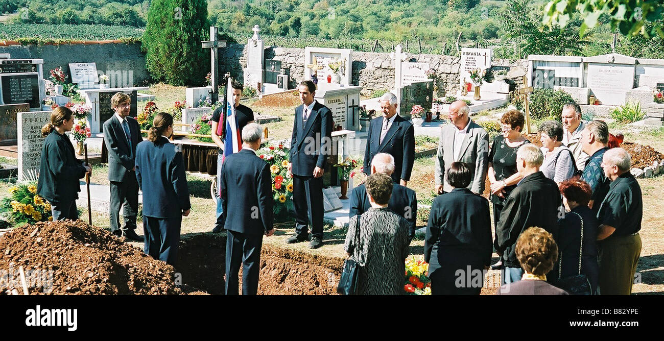 Odgrobadogroba Gravehopping / (titolo inglese) Odgrobadogroba (2005) Croazia / Slovenia Gregor Bakovic Direttore: Jan Cvitkovic Foto Stock