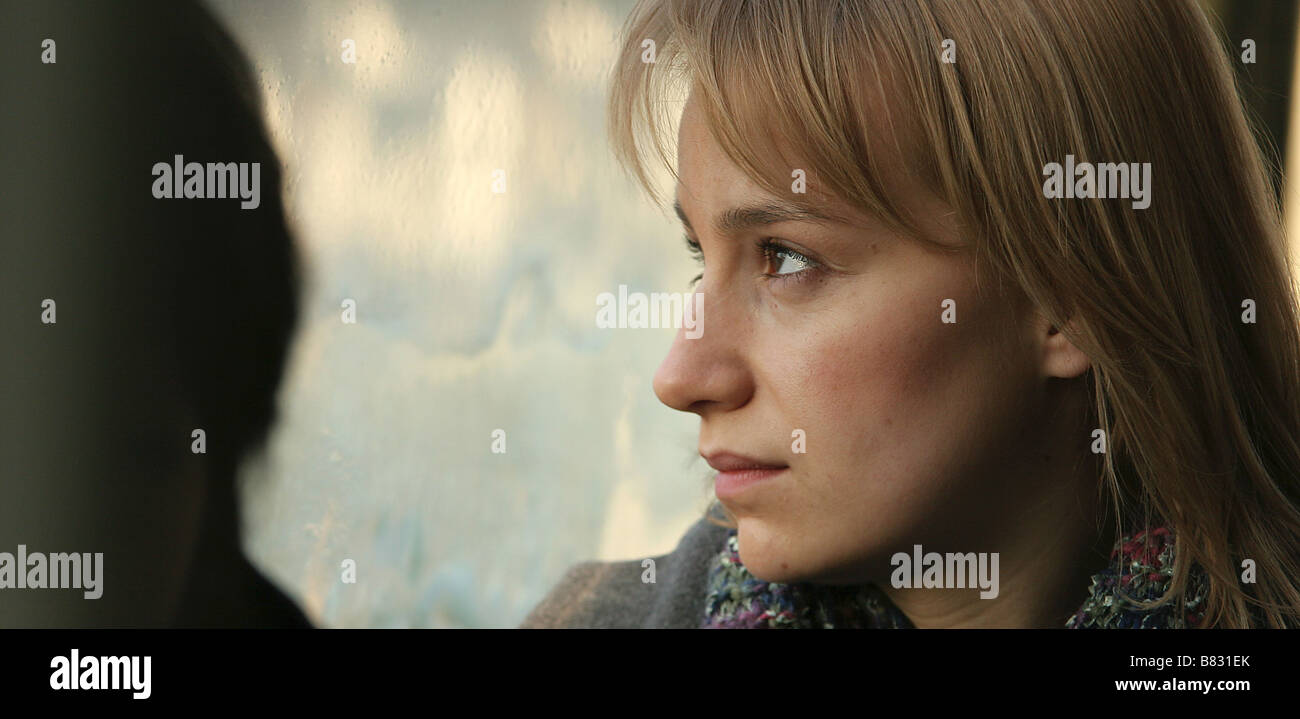 4 Luni 3 Saptamini Si 2 Zile Anno: 2007 Regia: Cristian Mungiu Anamaria Marinca Golden Palm - Cannes 2007 Foto Stock