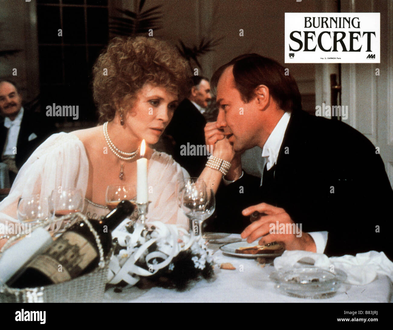 Masterizzazione masterizzazione segreto segreto (1988) REGNO UNITO / Germania Ovest Klaus Maria Brandauer, Faye Dunaway Direttore: Andrew Birkin Foto Stock