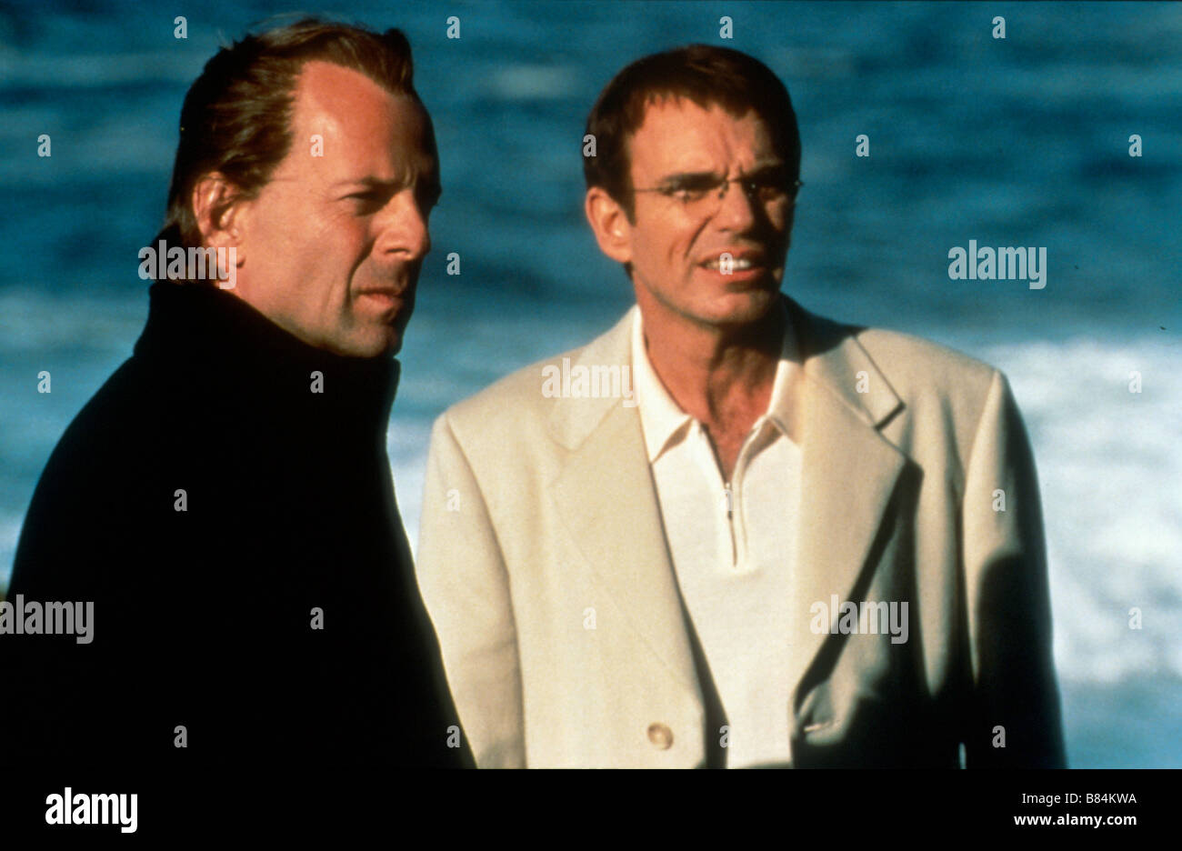 Banditi i banditi (2001) usa Bruce Willis, Billy Bob Thornton Direttore: barry levinson Foto Stock Banditi i banditi (2001) usa Bruce Willis, Billy Bob Thornton Direttore: barry levinson Foto Stock