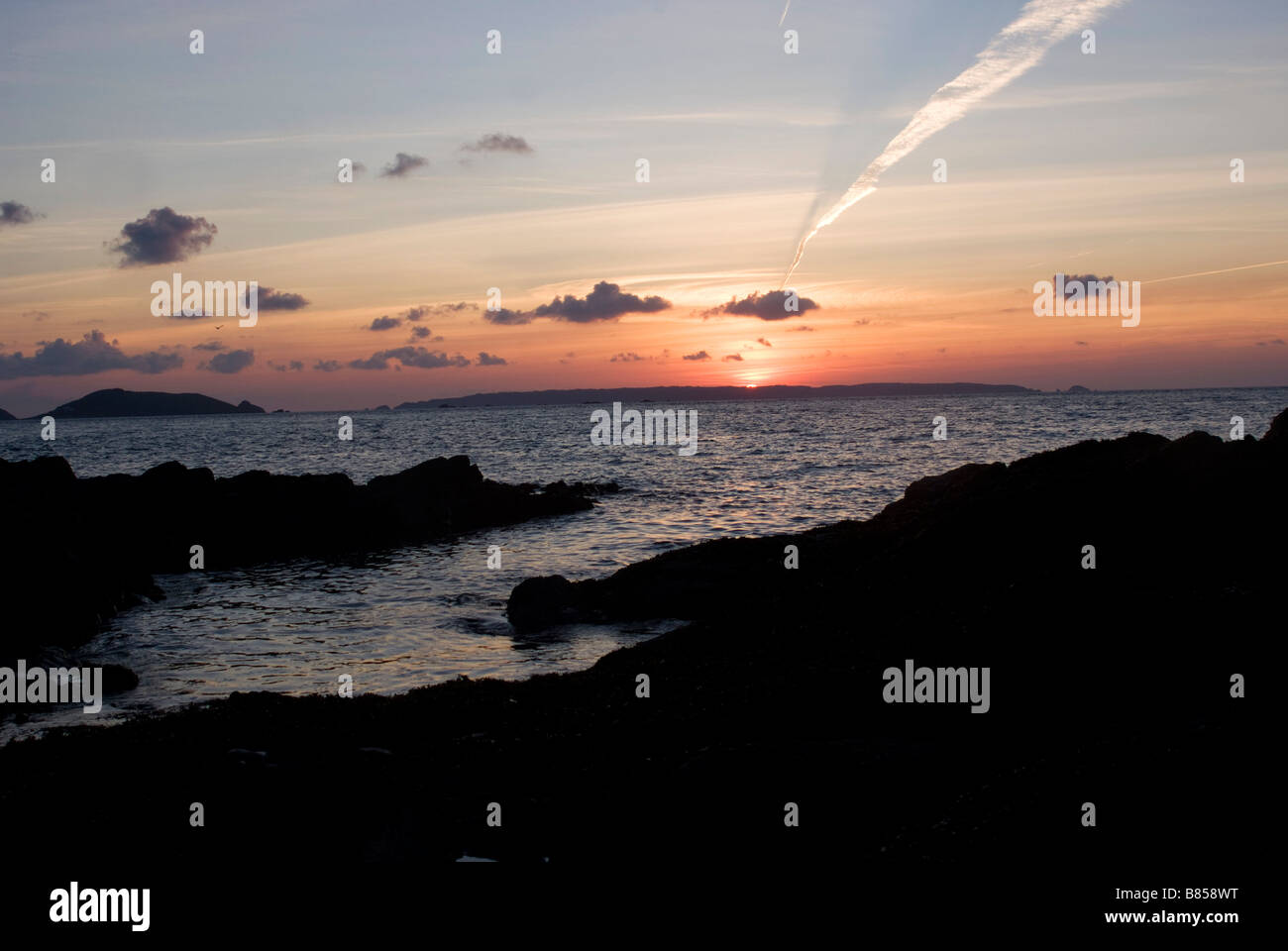 Tramonto sul mare, Guernsey, Isole del Canale Foto Stock