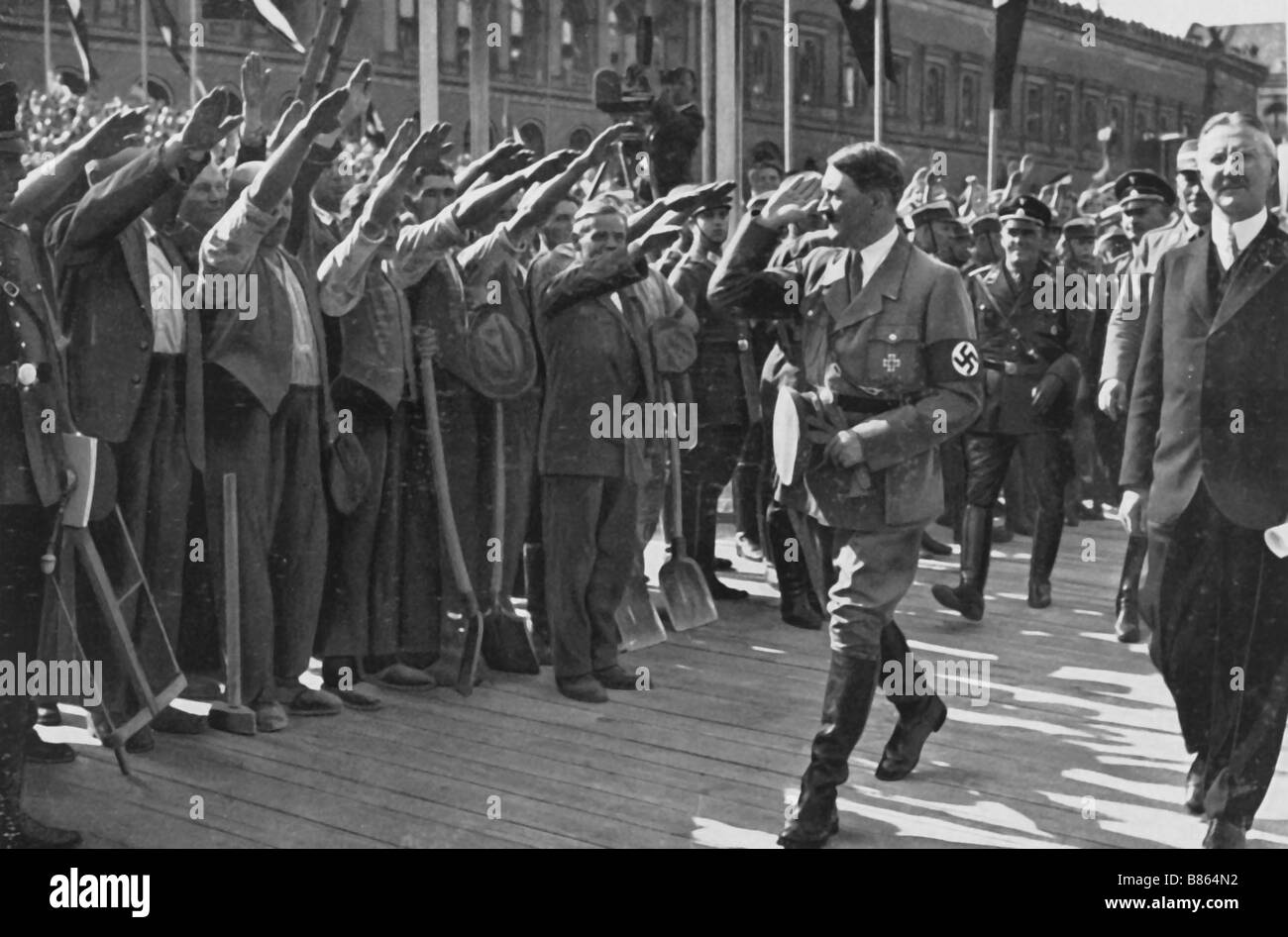 Hitler all'inizio dei lavori di costruzione della Reichsbank (1934) Foto Stock