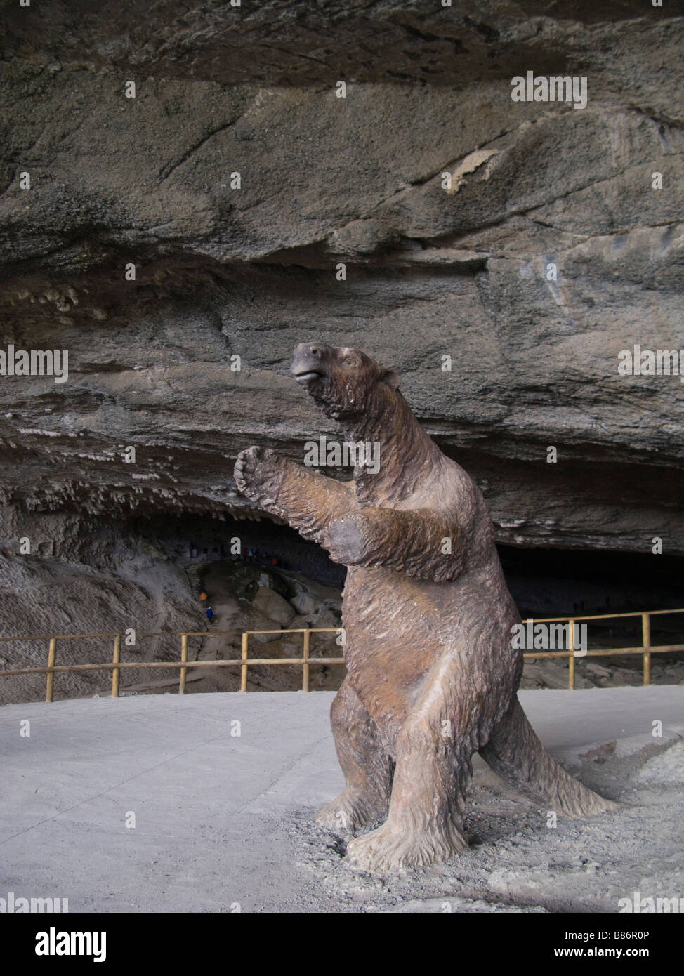 Modello di un Mylodon, estinto bradipo gigante specie, Patagonia, Cile, Sud America Foto Stock