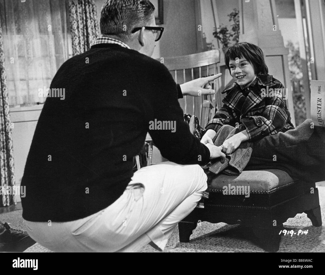 Per uccidere un Mockingbird Anno: 1962 USA Regista: robert Mulligan Robert Mulligan, Mary Badham sul set Foto Stock