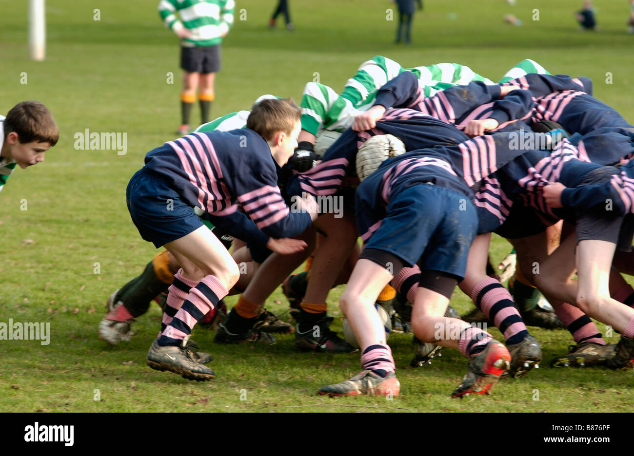 Ragazzi partita di rugby Foto Stock